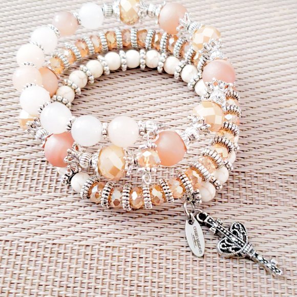 Champagne Wishes Memory Wrap Bead Bracelet with Marcasite Key Charm - Picture 9 of 11